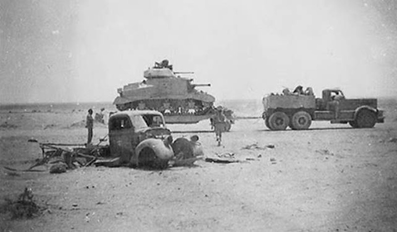 M19 tank transport system in service 1942 with the British 8th Army in North Africa