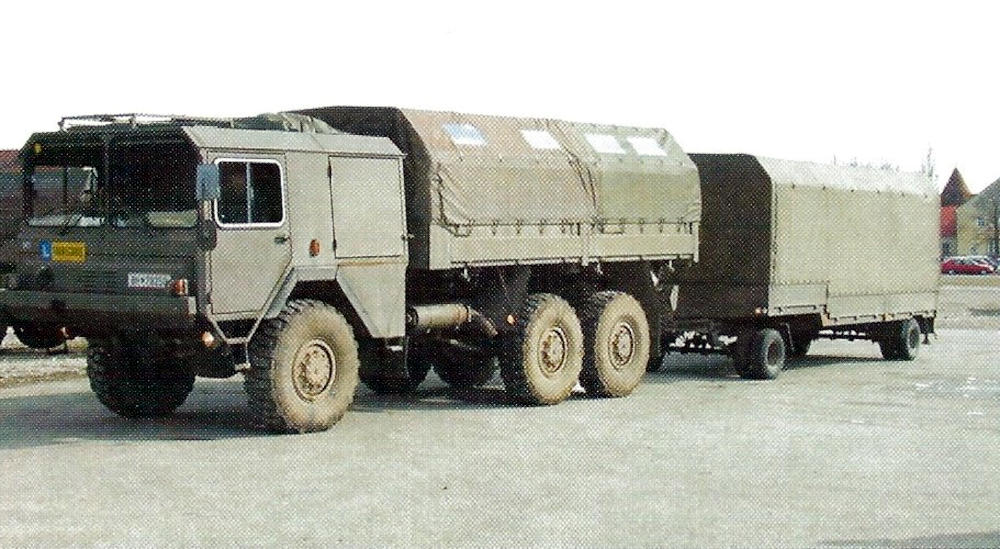 ÖAF 20.320 G2 of the Army Driving School (HKS) as it was used for driver training