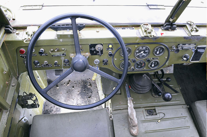 BV 202 cab/dashboard