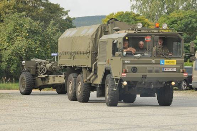 ÖAF gl sLKW mit sFH (Bild Strobl/doppeladler.com)