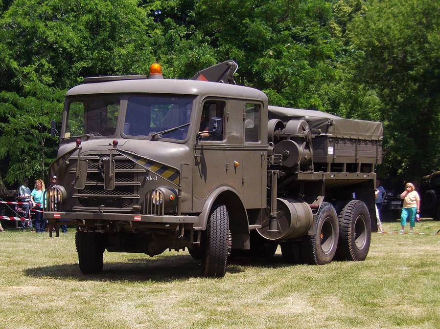 Erstmalig mit dabei – Gräf&Stift ZAFD 230/36 schwere Panzertransport-Zugmaschine