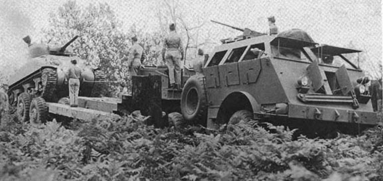 M25 recovering a broken-down M4 “Sherman”