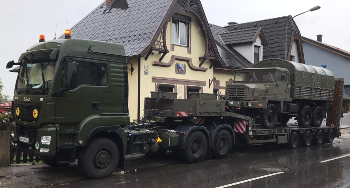 Weiterer Neuzugang zu unserer Fahrzeugsammlung - Berliet GBC 8MT des FlaB 11