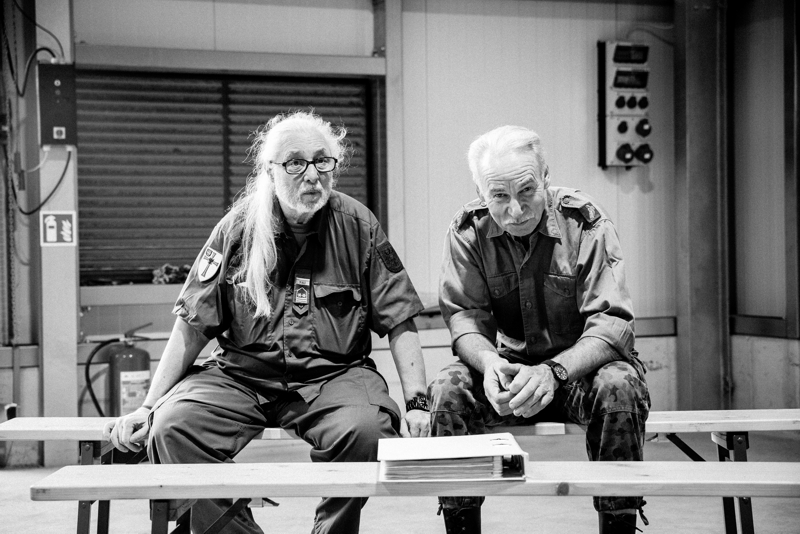 Not really commenting from the lodge but always present: Karl Schell (l) and Hans Hetterle (r) Not really commenting from the lodge but always present: Karl Schell (l) and Hans Hetterle (r)